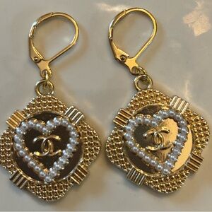 Chanel zipper pull / charms earrings
